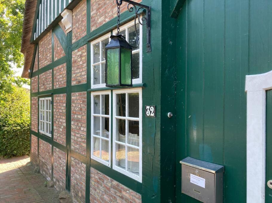 Idylle Unter Reet, Gemuetliche Ferienwohnug Appartement Haseldorf Buitenkant foto